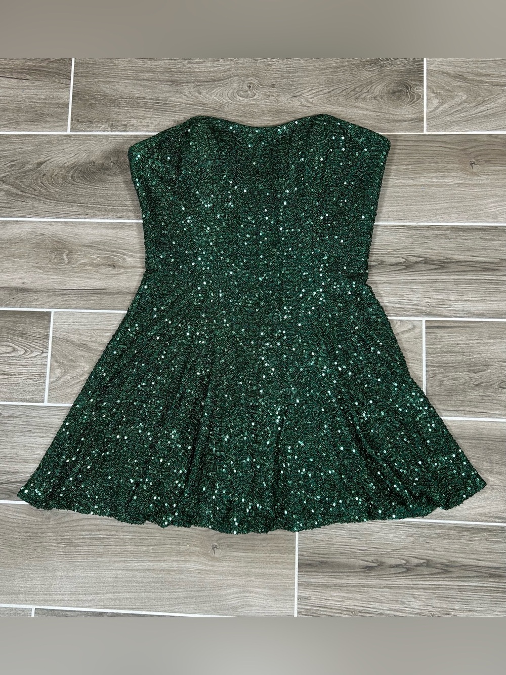 La Femme 30957 Size 10 Emerald Green Sequins Strapless Homecoming Cocktail Dress
